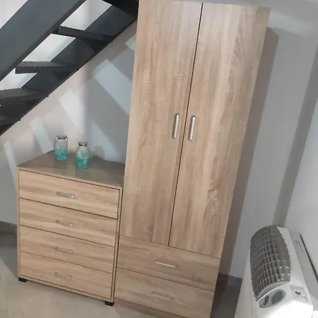 With Charm For 1 Or 2 People - Luna Apartment