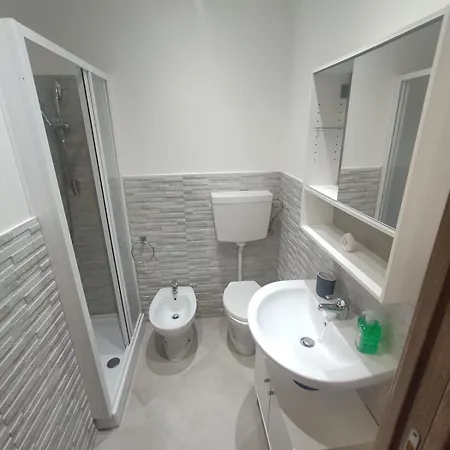 With Charm For 1 Or 2 People - Luna Apartment Lascari