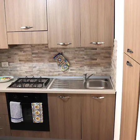 Apartment With Charm For 1 Or 2 People - Luna Lascari