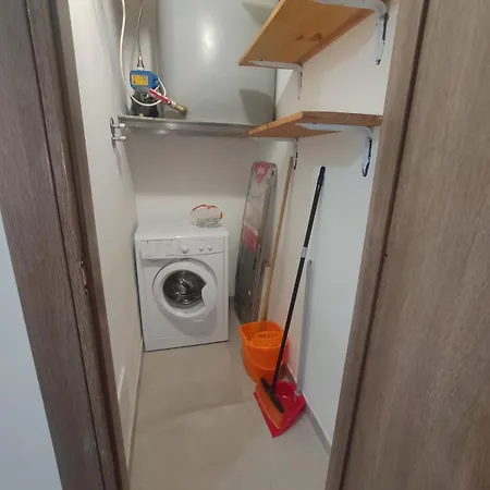Apartment With Charm For 1 Or 2 People - Luna